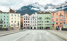 Blackhome Innsbruck Boutique I Contactless Check-In